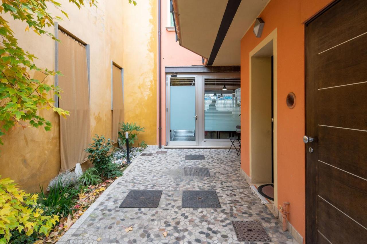 Venezia-Suite HemingwayA Pochi Passi Outlet โนเวนตา ดิ ปิอาเว ภายนอก รูปภาพ